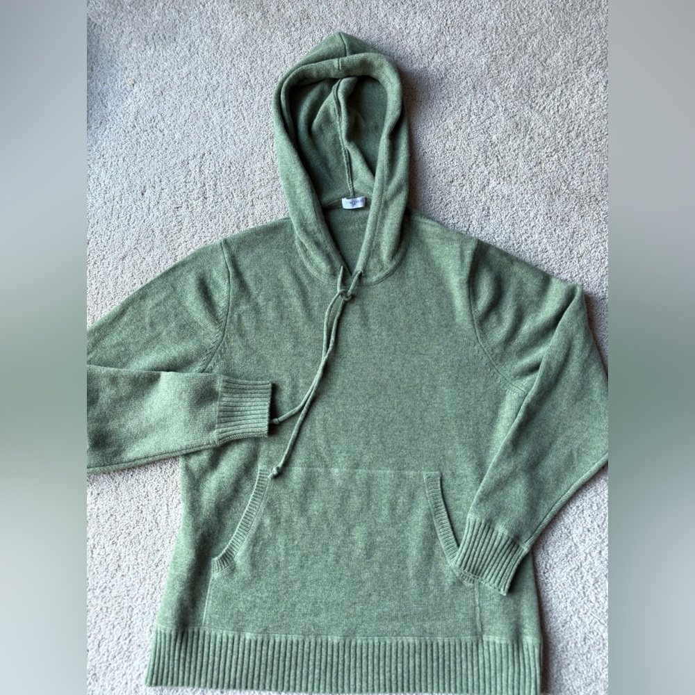 Tom James Green Cashmere hooded Sweater size medium